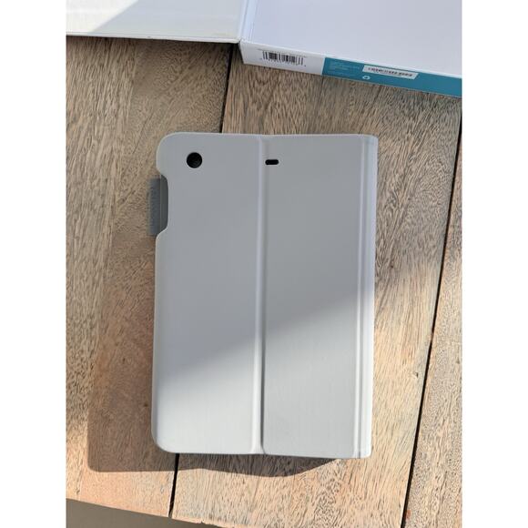 logitech ultrathin keyboard iPad mini - Picture 3 of 4